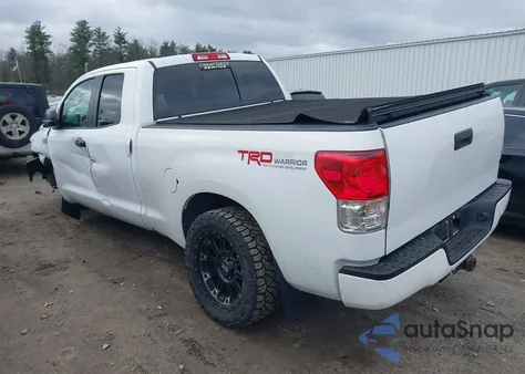 2011 Toyota Tundra Grade 5.7L V8 из США, поврежденный, VIN 5TFUY5F1XBX202135